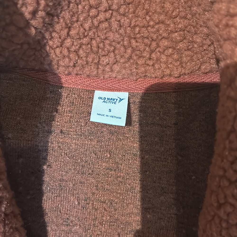 Rust colored fuzzy jacket - Picture 2 of 2